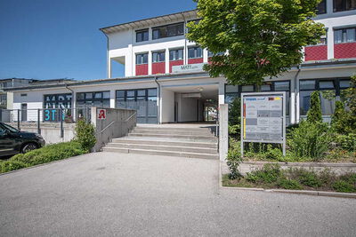 Darstellung der Außenfassade des AlpRad-Standorts Traunreut